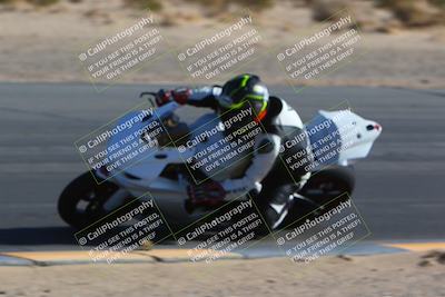 media/Jan-14-2024-SoCal Trackdays (Sun) [[2e55ec21a6]]/Turn 10 Inside (110pm)/